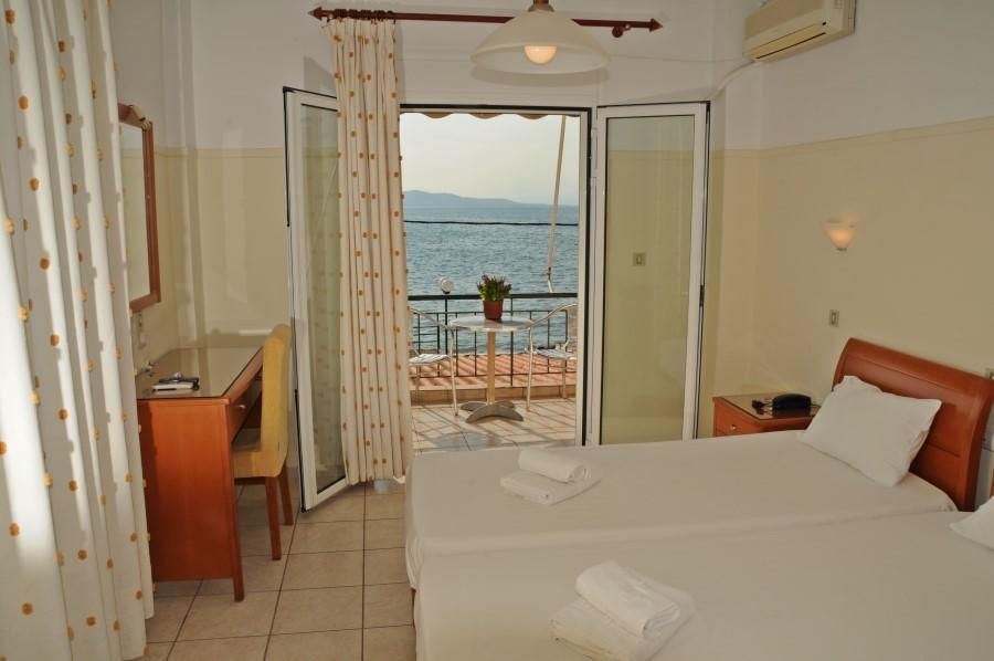 Hotel Delfini Theologos  Habitación foto